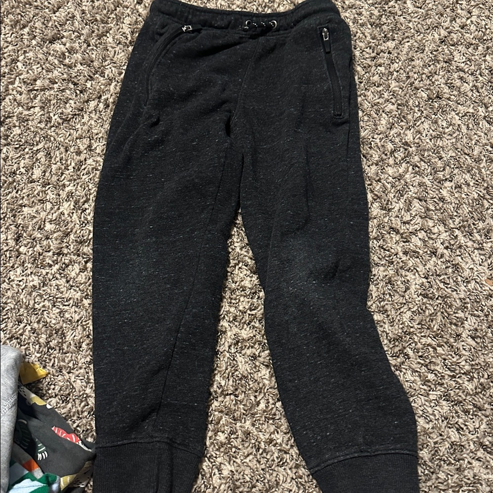 OLD Navy BLACK  sweatpants with zipper pockets
